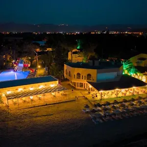 Dream Hotel